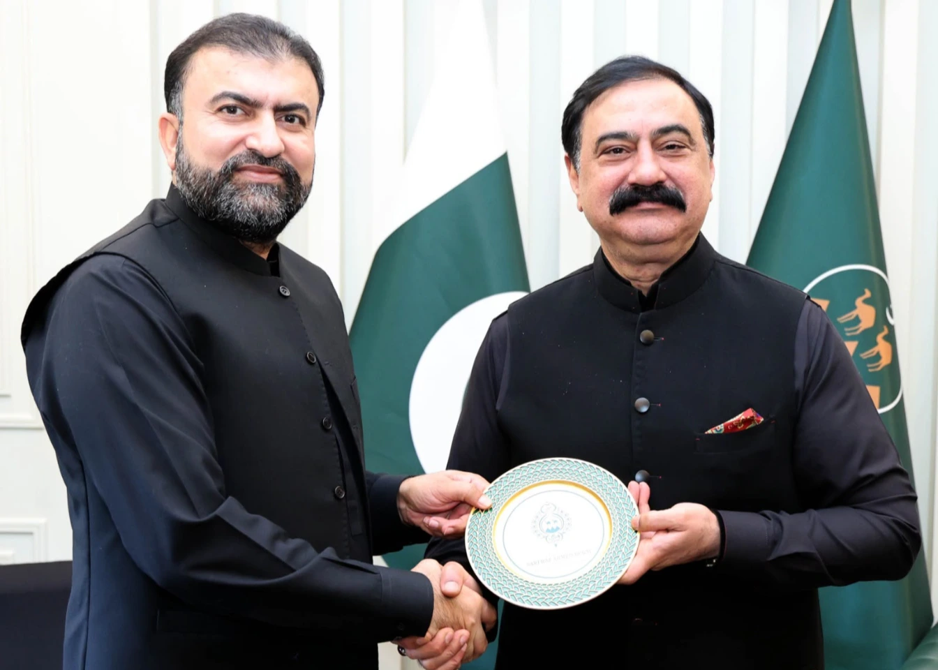 وزیراعلیٰ بلوچستان سرفراز بگٹی سے نیکٹا نیشنل کوآرڈی نیٹر میجر جنرل فیصل نصیر کی ملاقات