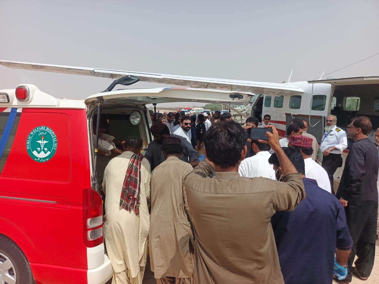 ڈیرہ بگٹی میں گیس کمپنی کے کیمپ پر حملہ ناکام 13 دہشت گرد ہلاک